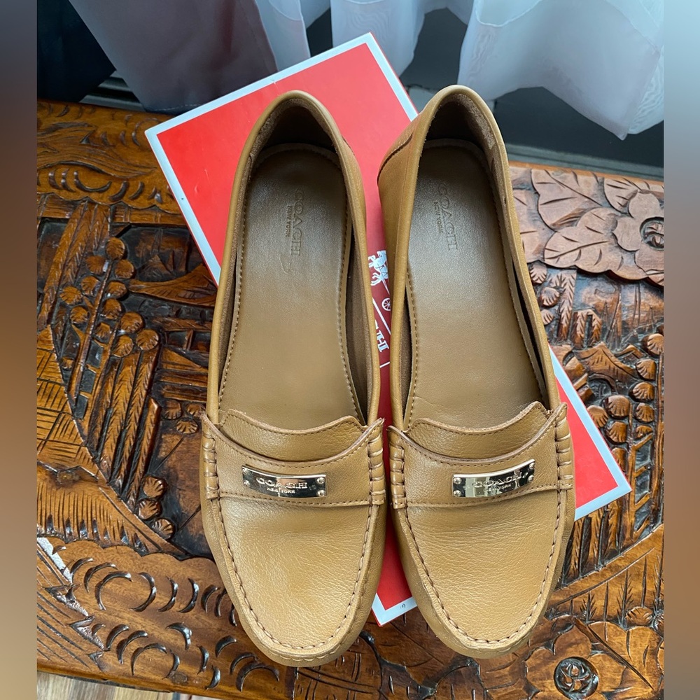 COACH Frederica Flats size 9.5